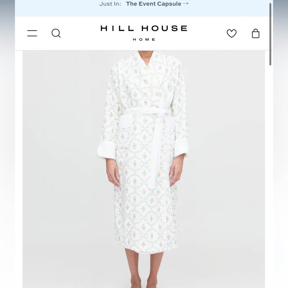 New without tags - Hill House Home - The hotel robe in Pastel Trellis